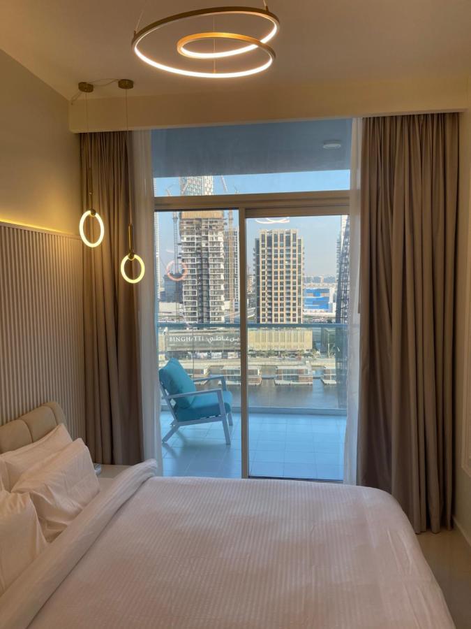 New Luxury Modern Canal View. Apartment Dubai Bagian luar foto